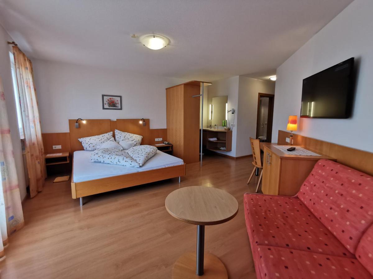 Hotel Akelei Bruneck Exteriör bild