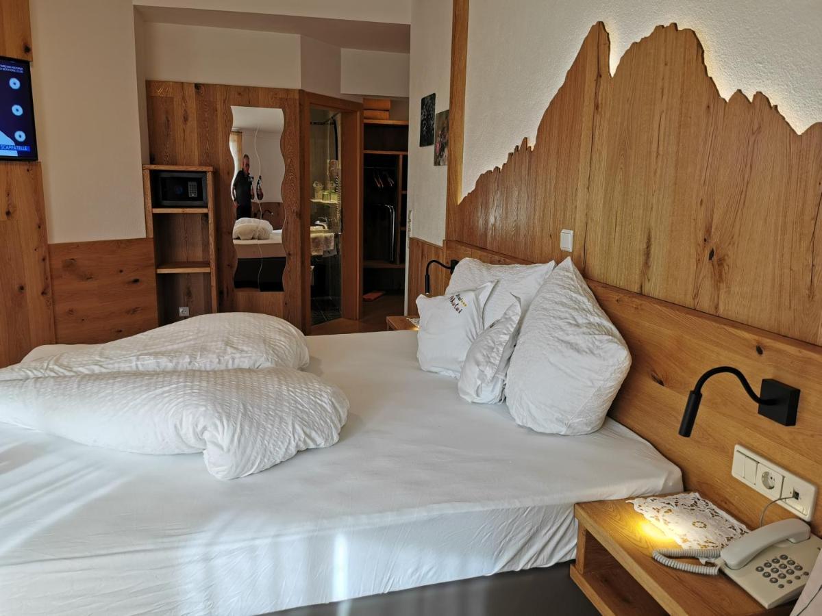 Hotel Akelei Bruneck Exteriör bild