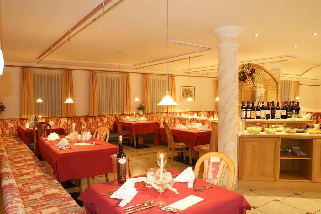 Hotel Akelei Bruneck Exteriör bild
